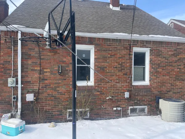 $305,000 | 5430 Kendal Street, Dearborn, MI 48126
