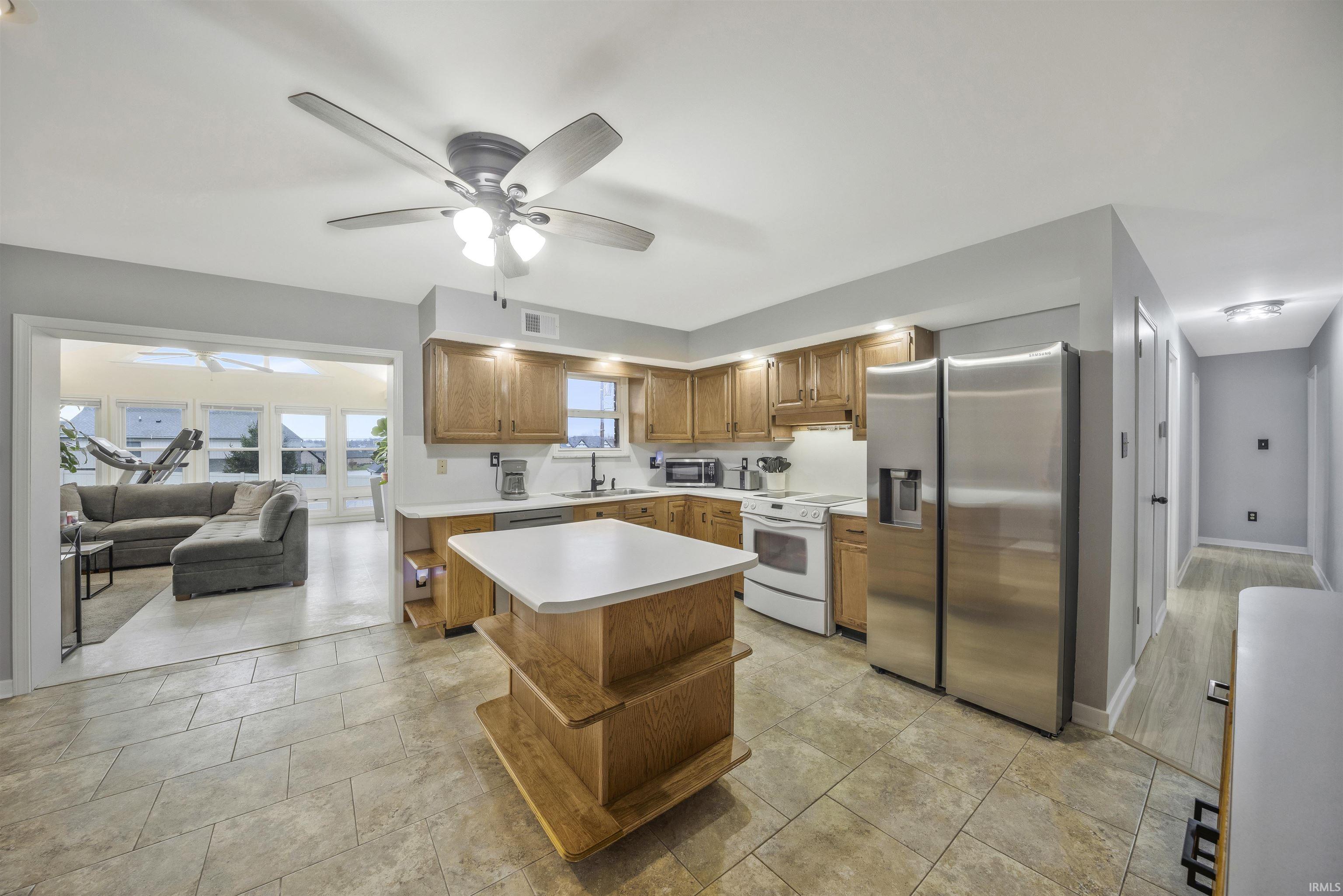 8566 Hanover Drive Newburgh, IN 47630 - Photo 6 of 23