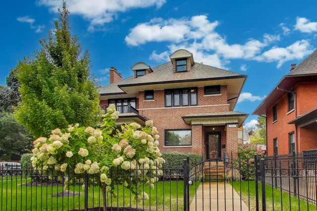 $2,800 | 1601 West Touhy Avenue, Unit 2, Chicago, IL 60626