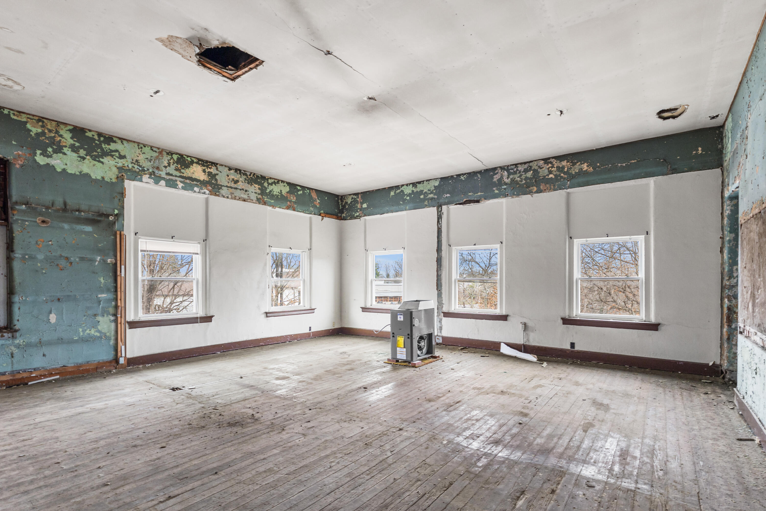 85 North Main Street Walton, KY 41094 - Photo 24 of 32