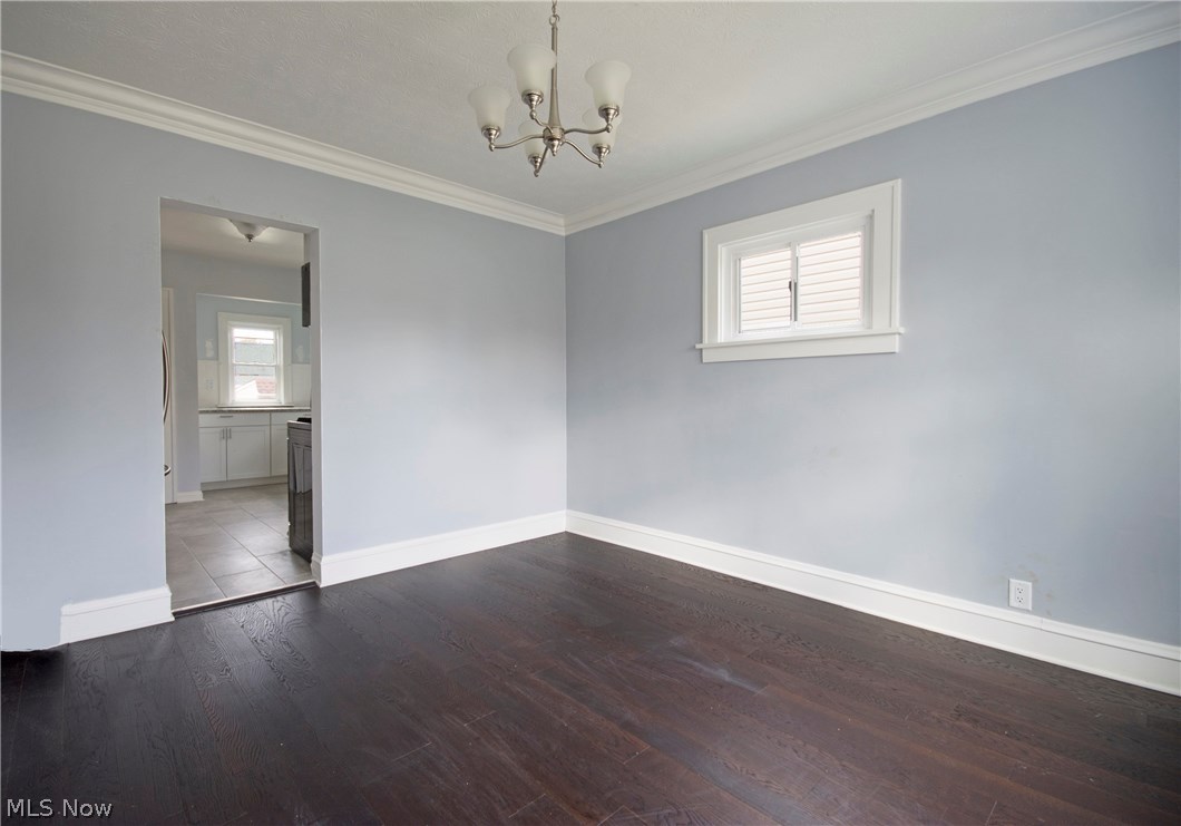 6502 Snow Road Parma, OH 44129 - Photo 6 of 28