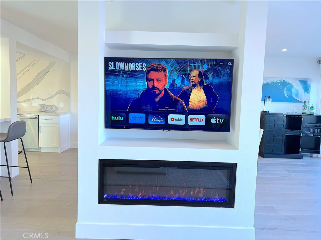 24105 Gourami Bay Dana Point, CA 92629 - Photo 16 of 56 a room with furniture and painting on the wall