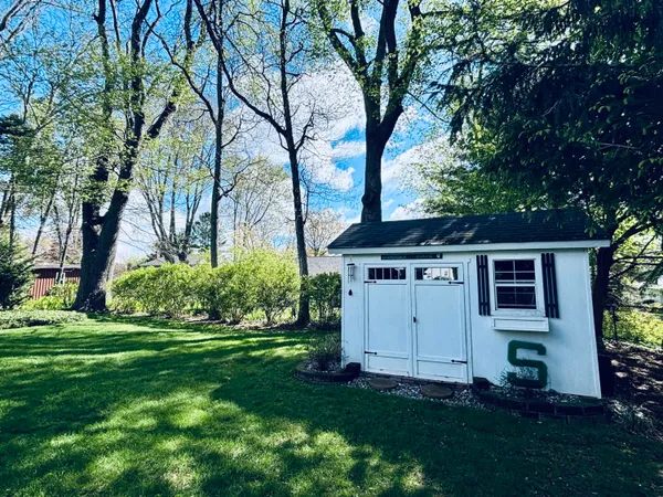 $560,000 | 392 Eastmoor Avenue Southeast, Grand Rapids, MI 49546
