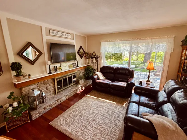 $560,000 | 392 Eastmoor Avenue Southeast, Grand Rapids, MI 49546