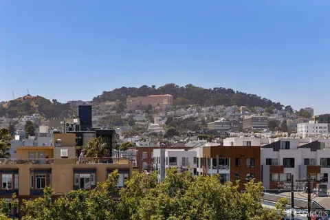 $945,000 | 1515 15th Street, Unit 210, San Francisco, CA 94103