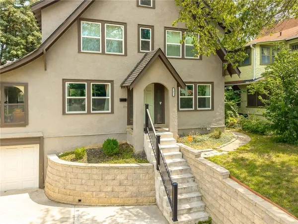 $365,000 | 3651 SW Trafficway, Kansas City, MO 64111