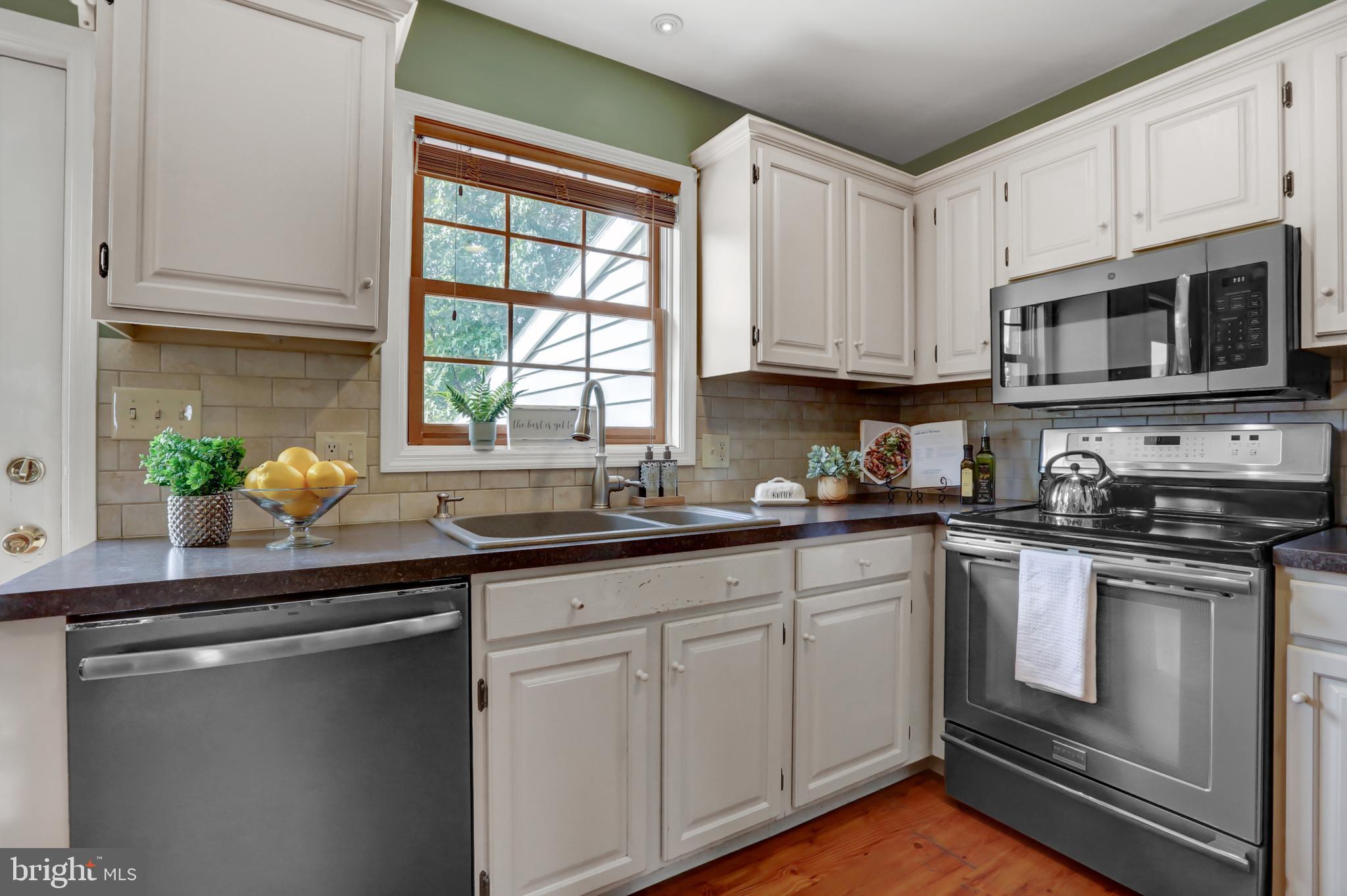 36 Pheasant Lane Lititz, PA 17543 - Photo 12 of 29 Gallery Image 12