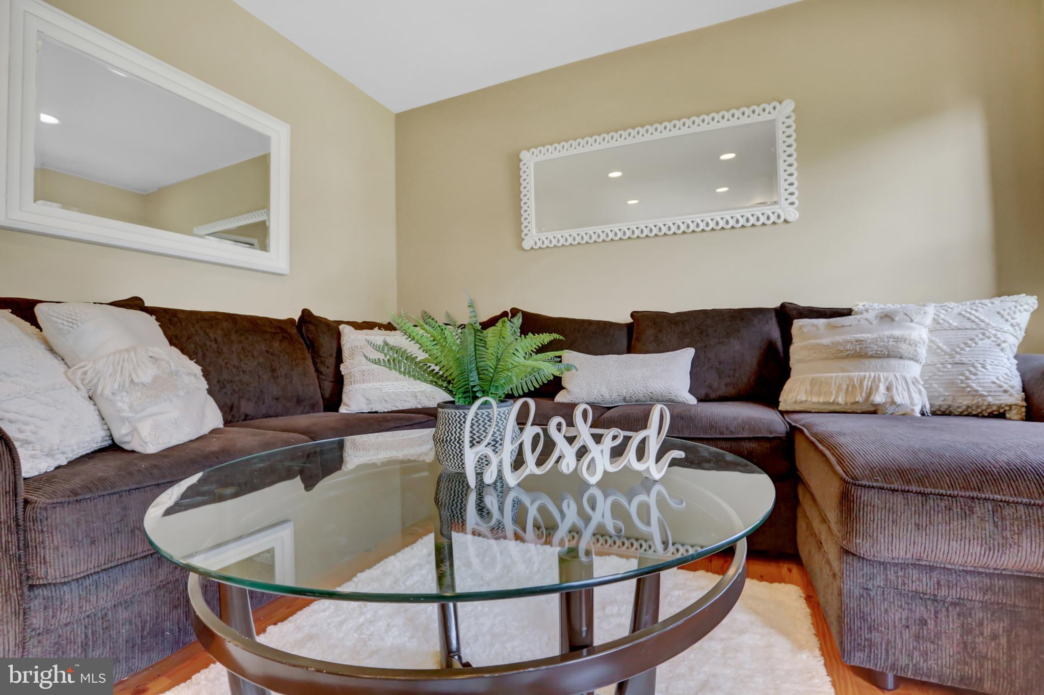 36 Pheasant Lane Lititz, PA 17543 - Photo 6 of 29 Gallery Image 6
