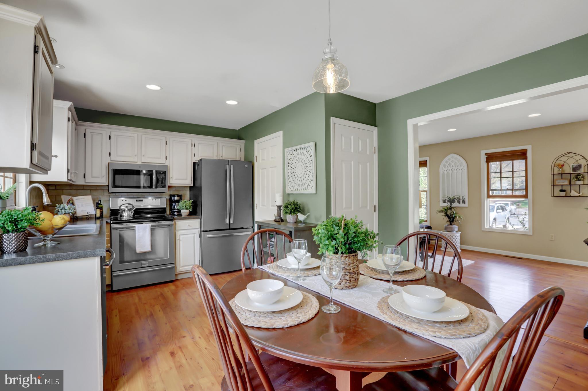 36 Pheasant Lane Lititz, PA 17543 - Photo 7 of 29 Gallery Image 7
