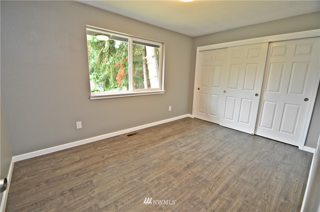 4403 Chrisella Road East Edgewood, WA 98372 - Photo 12 of 20 Gallery Image 12
