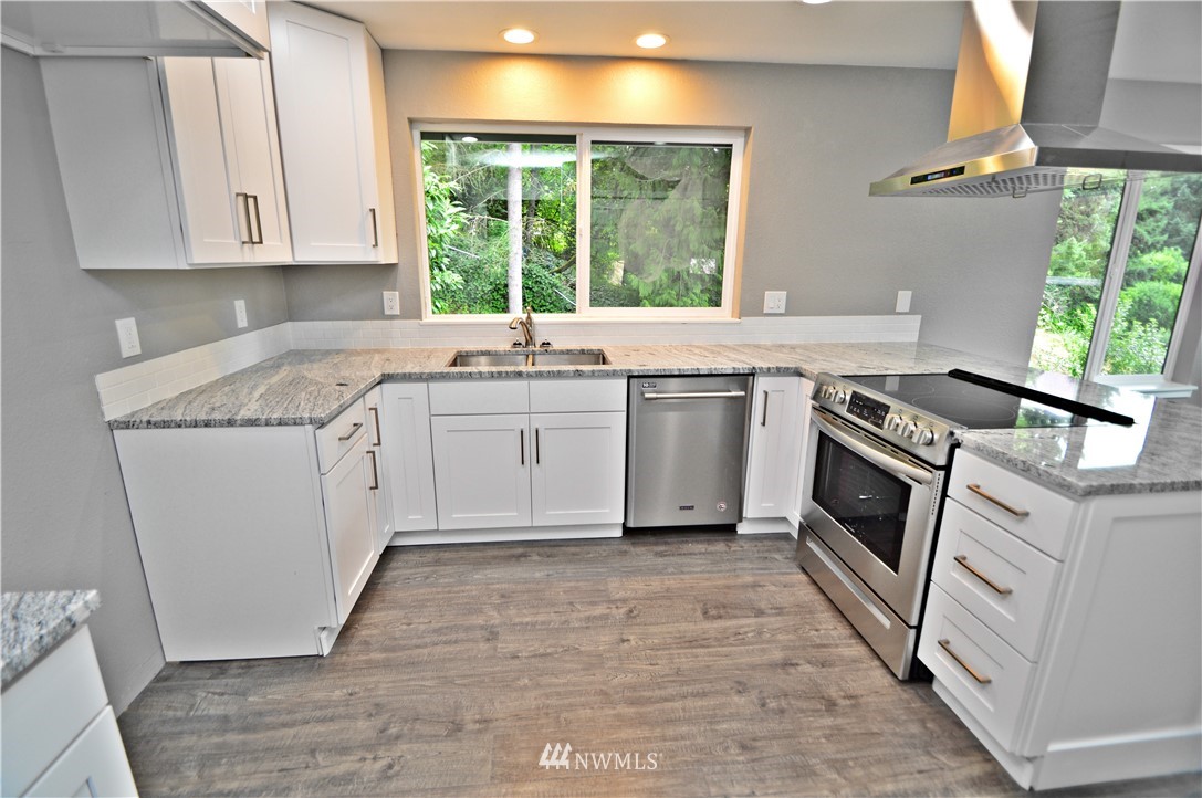 4403 Chrisella Road East Edgewood, WA 98372 - Photo 4 of 20 Gallery Image 4