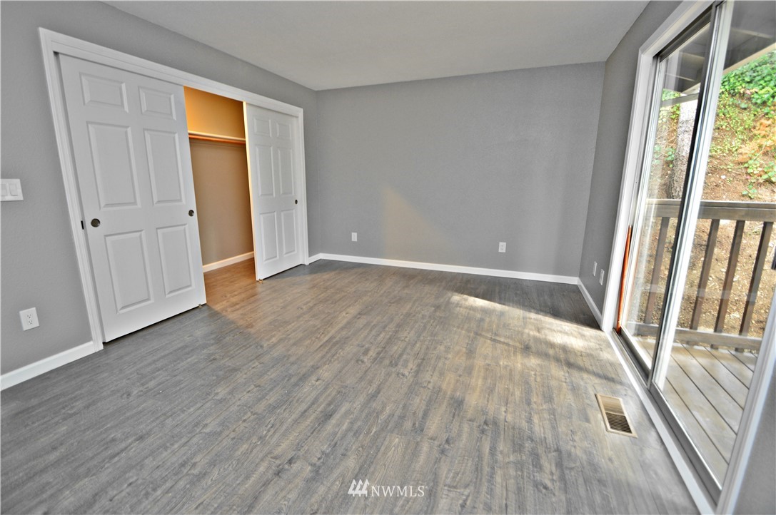 4403 Chrisella Road East Edgewood, WA 98372 - Photo 8 of 20 Gallery Image 8