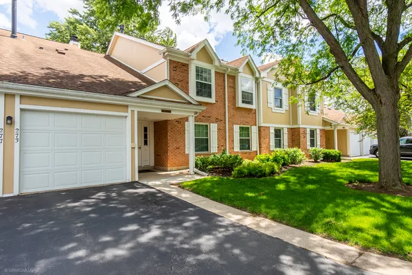 $400,000 | 273 Appletree Court, Unit 1321, Buffalo Grove, IL 60089