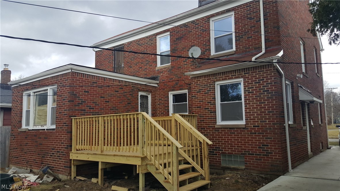 3122 Ashwood Road Cleveland, OH 44120 - Photo 2 of 3 Gallery Image 2