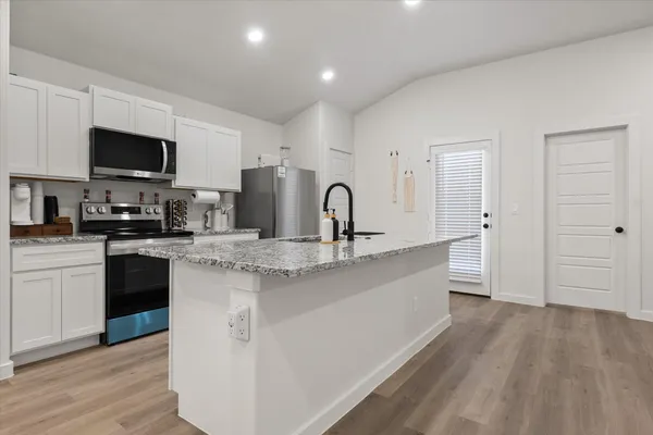 $1,999 | 2133 Langford Avenue, Lubbock, TX 79407