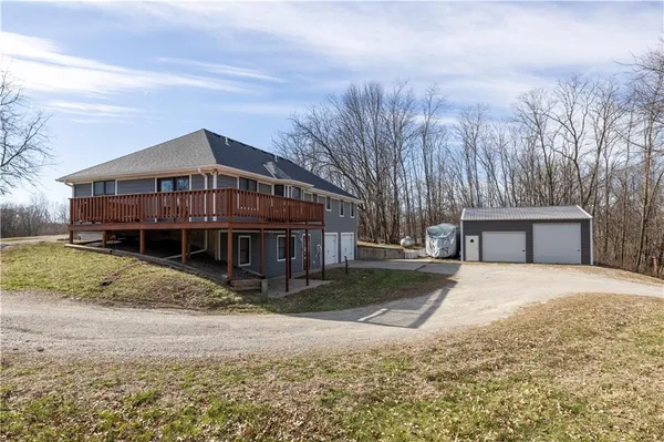 $464,900 | 9769 County Road 427, Savannah, MO 64485