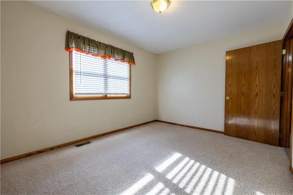 $464,900 | 9769 County Road 427, Savannah, MO 64485