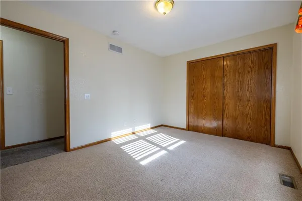 $464,900 | 9769 County Road 427, Savannah, MO 64485