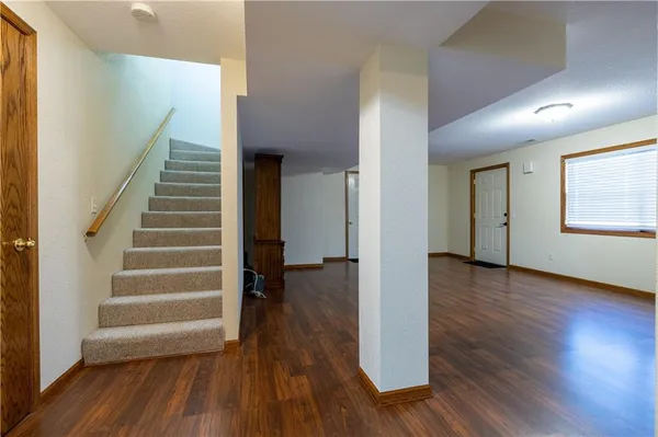 $464,900 | 9769 County Road 427, Savannah, MO 64485