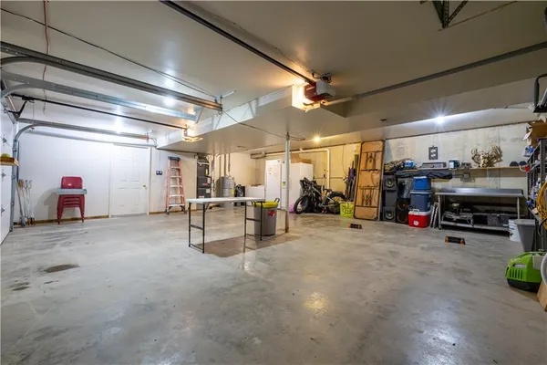 $464,900 | 9769 County Road 427, Savannah, MO 64485