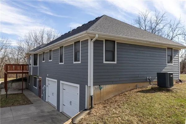 $464,900 | 9769 County Road 427, Savannah, MO 64485