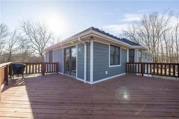 $464,900 | 9769 County Road 427, Savannah, MO 64485