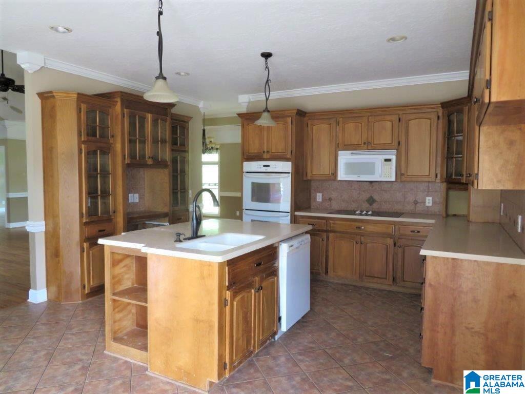598 Angel Station Road Jacksonville, AL 36265 - Photo 3 of 37