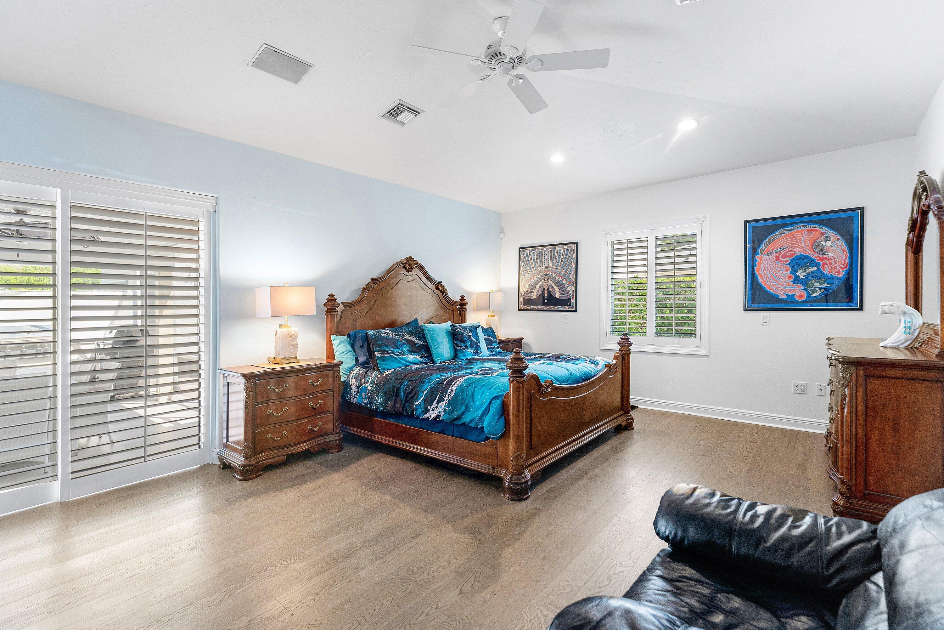 5495 Hibiscus Road Jupiter, FL 33458 - Photo 18 of 45 018-5495HibiscusRoad-Jupiter-FL-33458-SM