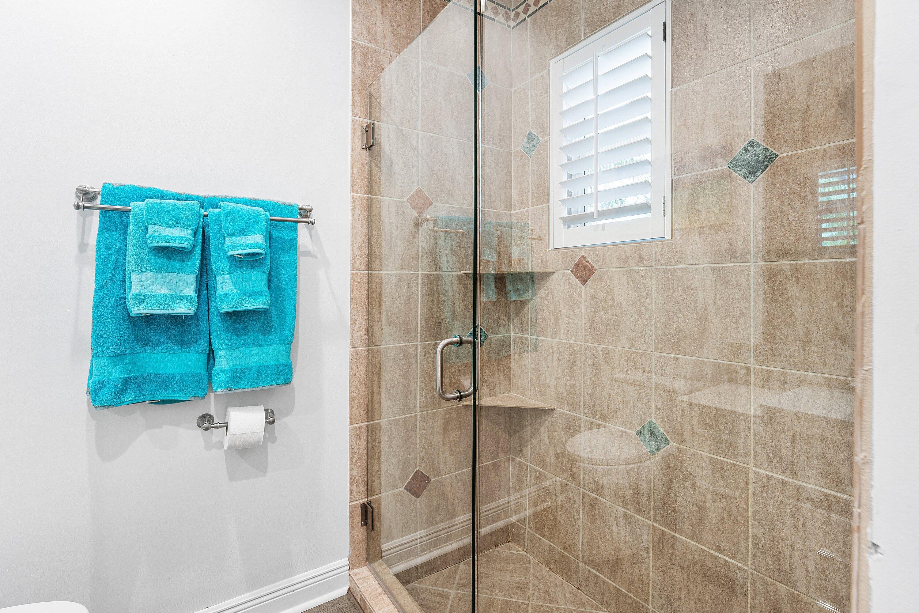 5495 Hibiscus Road Jupiter, FL 33458 - Photo 22 of 45 017-5495HibiscusRoad-Jupiter-FL-33458-SM