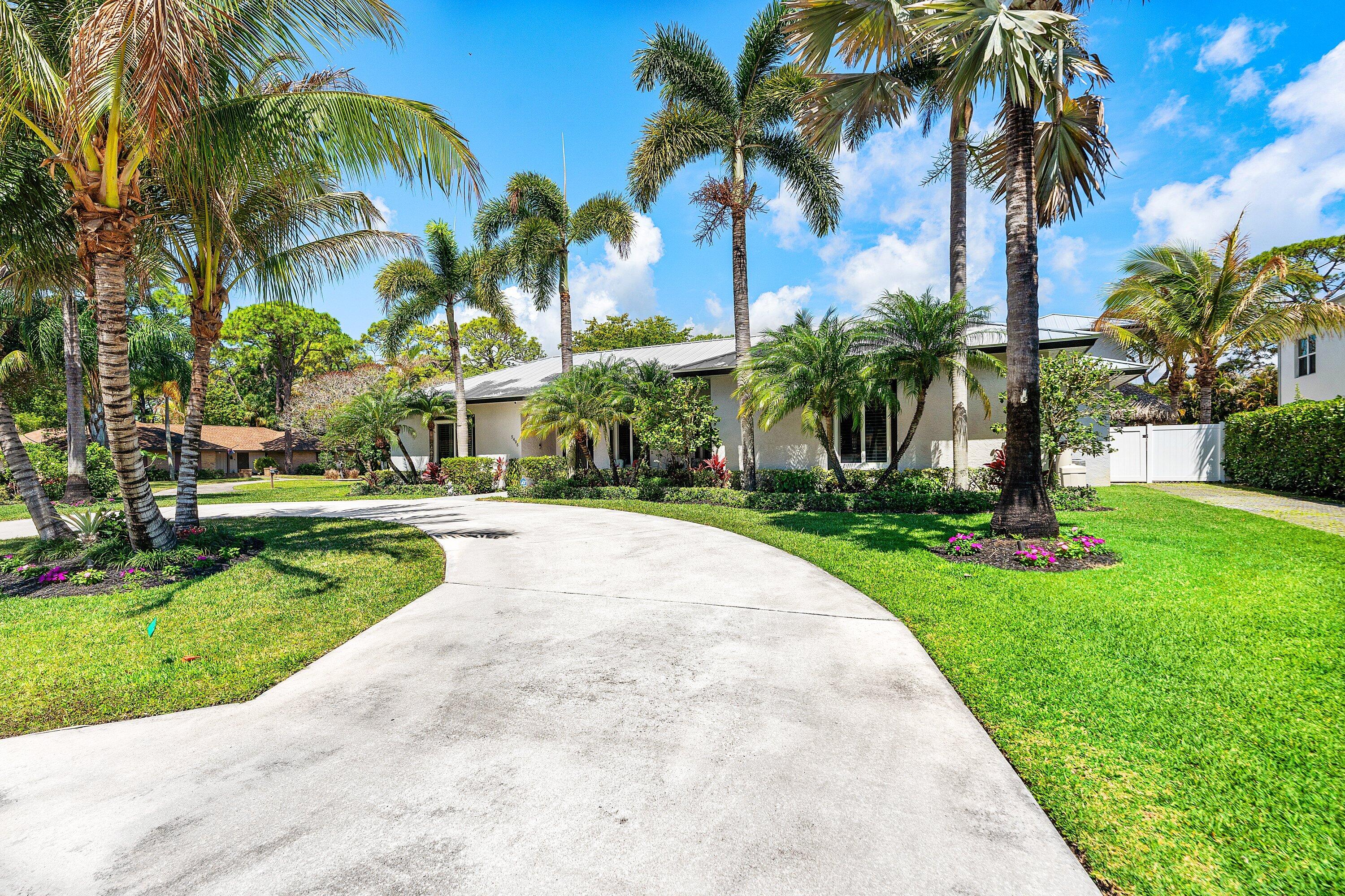 5495 Hibiscus Road Jupiter, FL 33458 - Photo 40 of 45 002-5495HibiscusRoad-Jupiter-FL-33458-SM