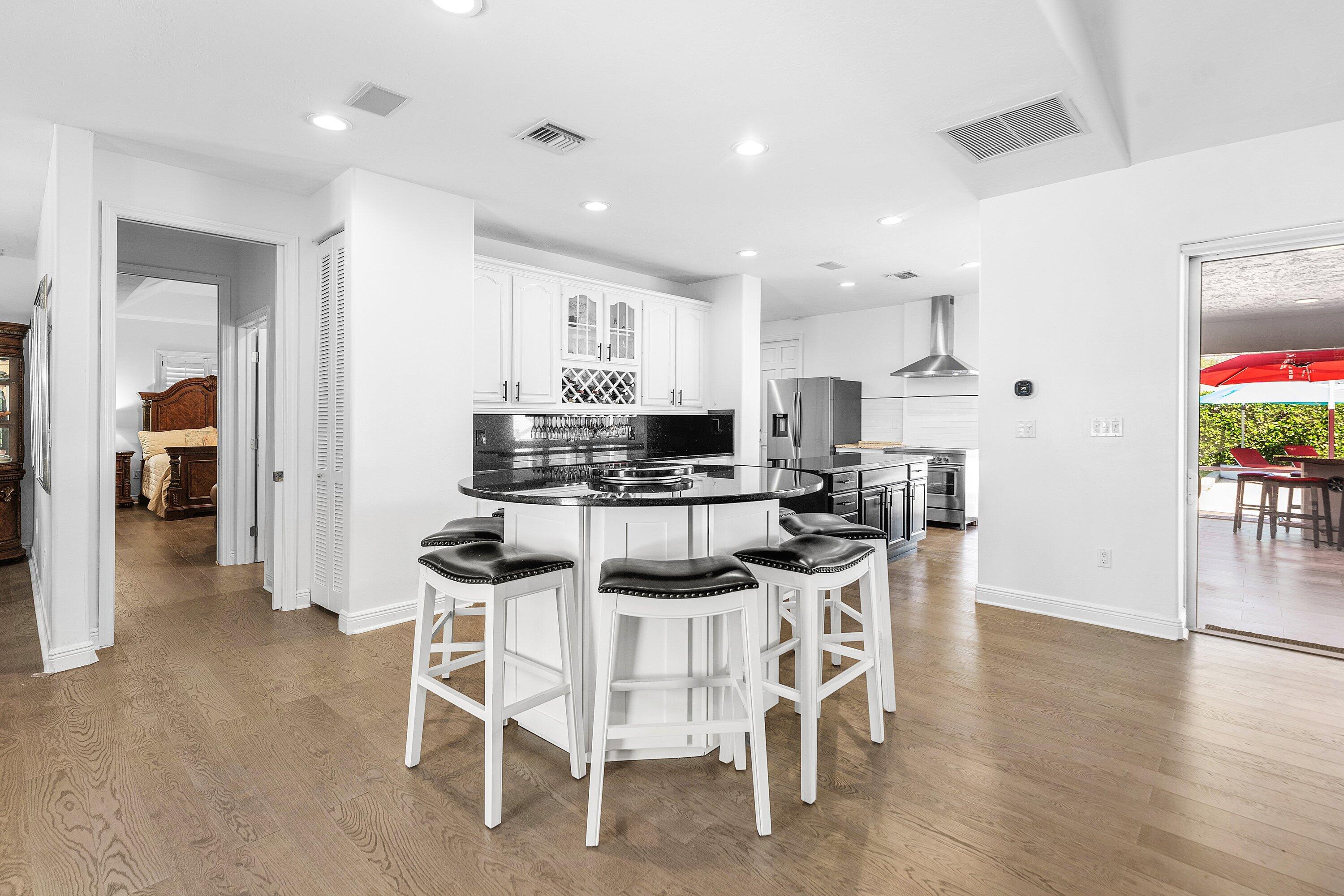 5495 Hibiscus Road Jupiter, FL 33458 - Photo 6 of 45 010-5495HibiscusRoad-Jupiter-FL-33458-SM