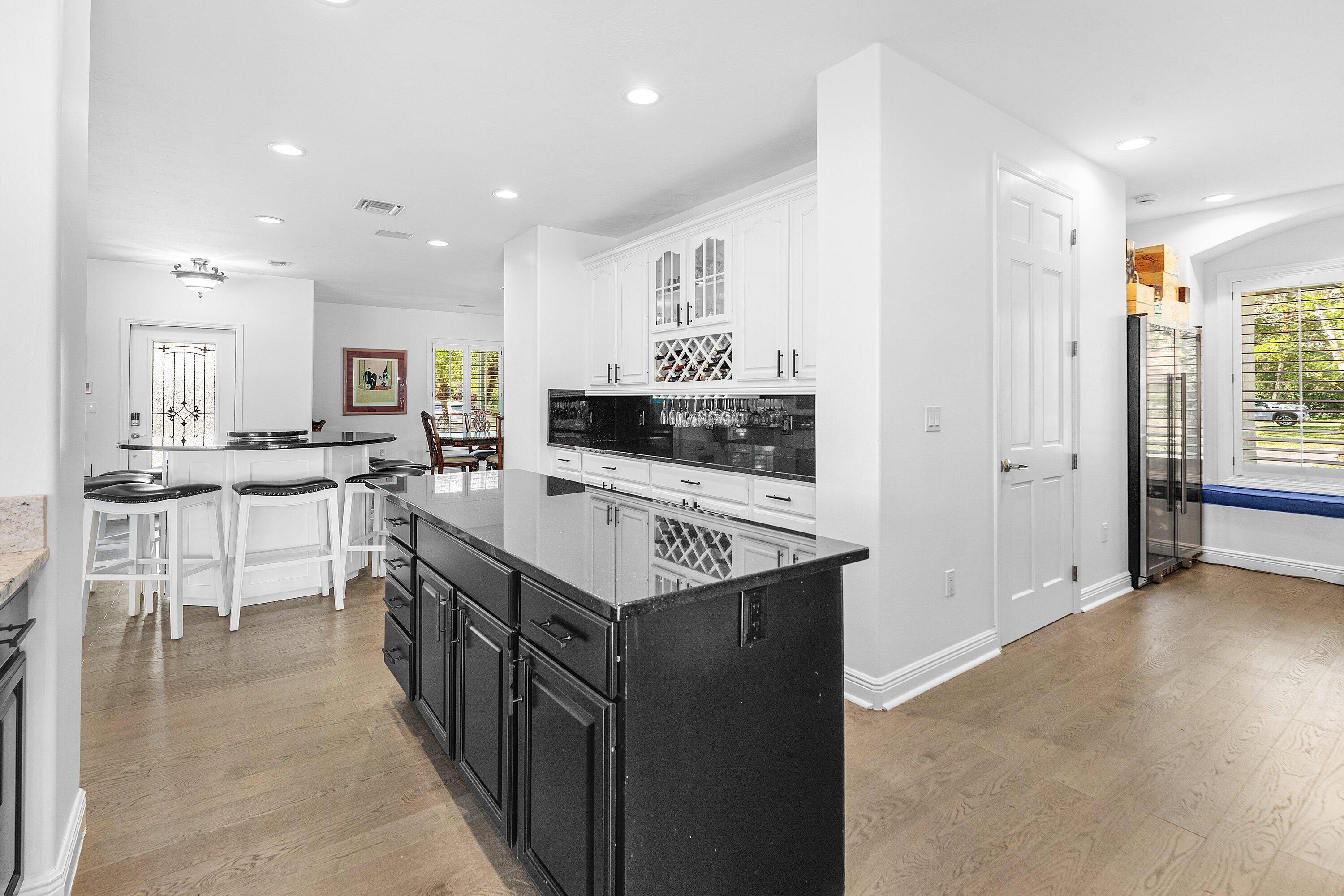 5495 Hibiscus Road Jupiter, FL 33458 - Photo 7 of 45 012-5495HibiscusRoad-Jupiter-FL-33458-SM