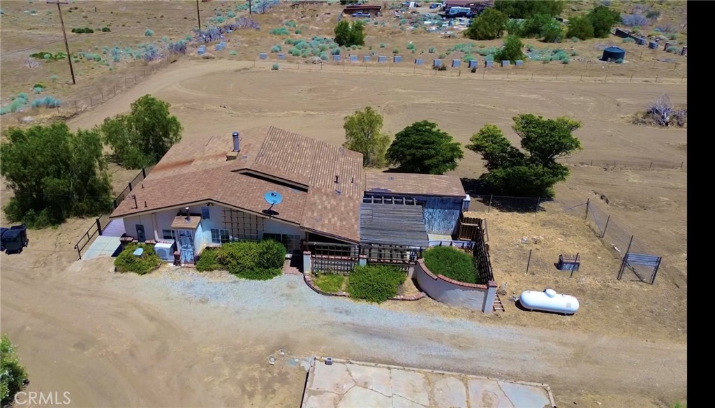 29935 Maypath Road Juniper Hills, CA 93543 - Photo 14 of 65