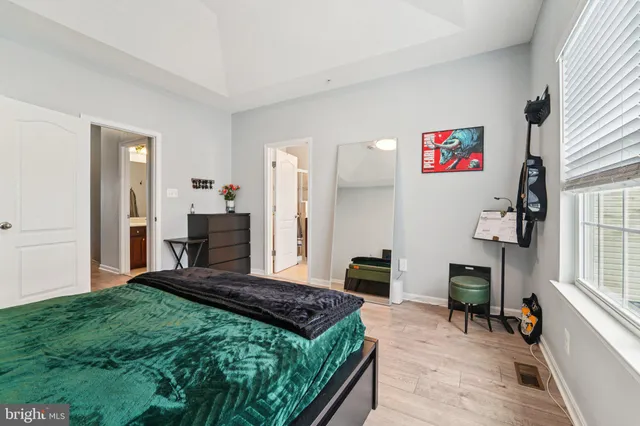 $565,000 | 111 Tanglewood Manor Drive, Silver Spring, MD 20904