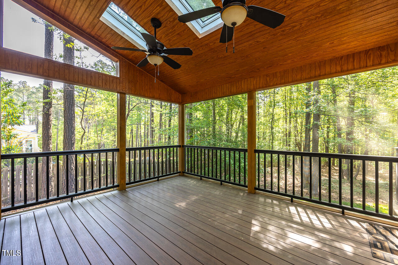 412 Grosvenor Drive Raleigh, NC 27615 - Photo 43 of 53 412-grosvenor-vacant-41