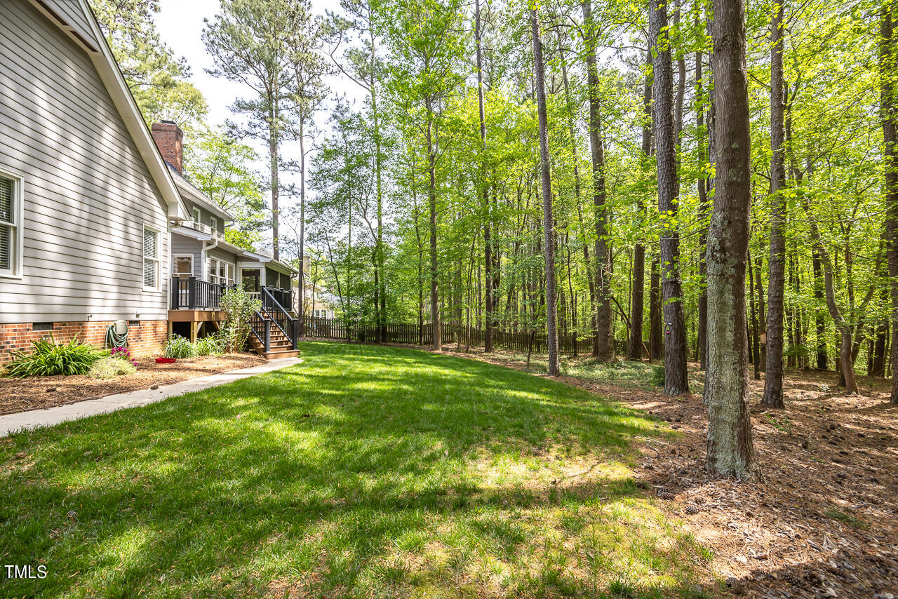 412 Grosvenor Drive Raleigh, NC 27615 - Photo 47 of 53 412-grosvenor-vacant-45