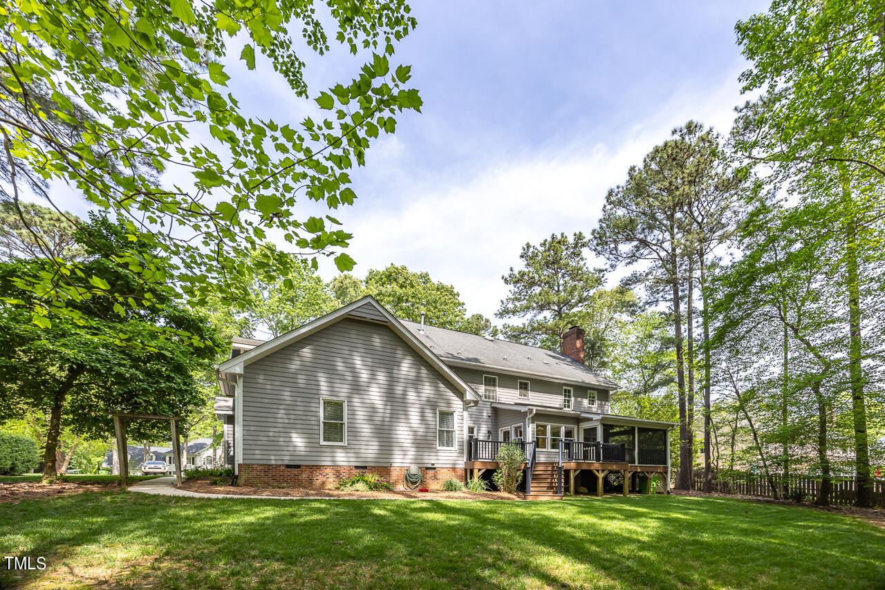 412 Grosvenor Drive Raleigh, NC 27615 - Photo 50 of 53 412-grosvenor-vacant-48