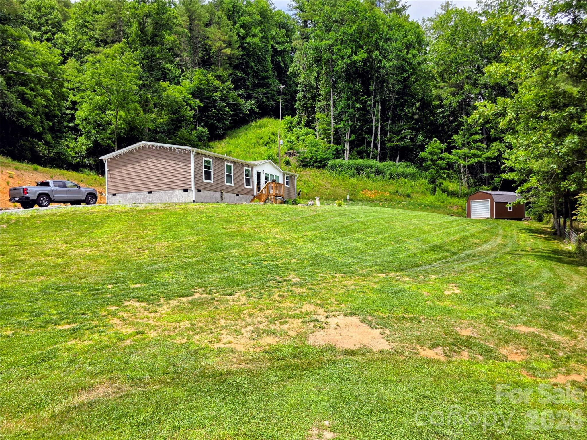 30 Evergreen Road Burnsville, NC 28714 - Photo 3 of 44