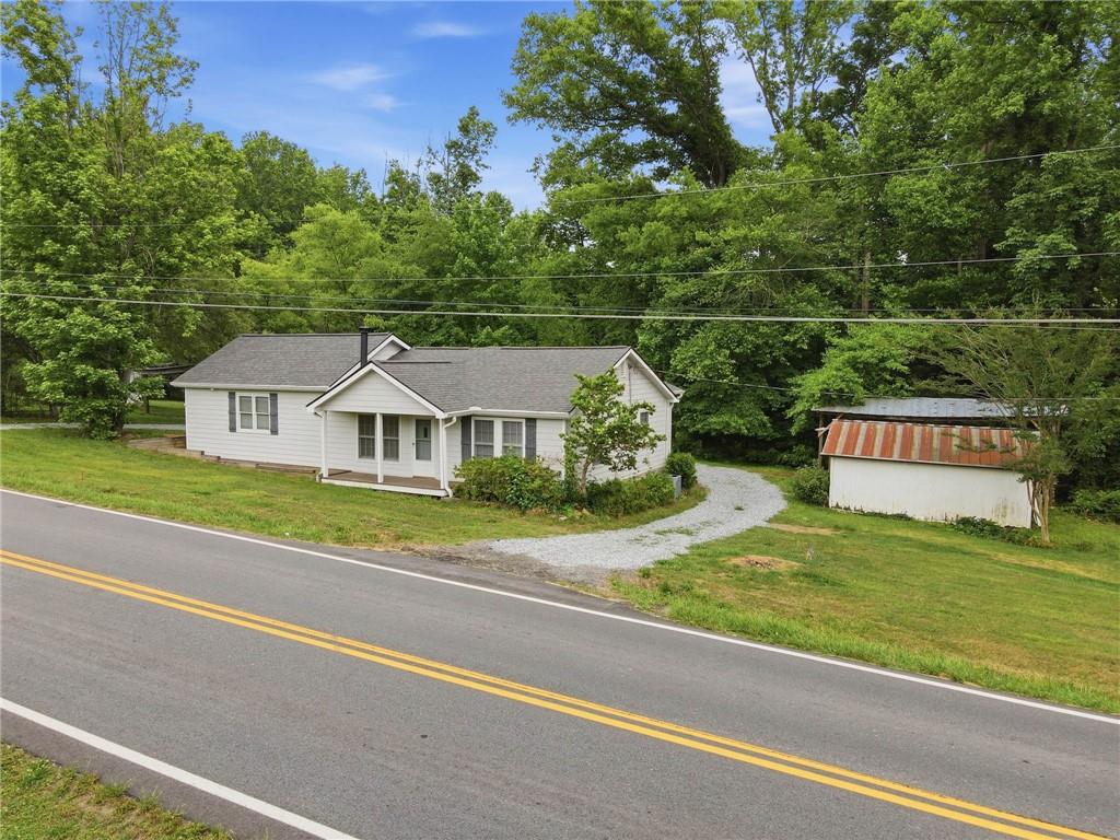 4080 Hopewell Road Cumming, GA 30028 - Photo 9 of 60