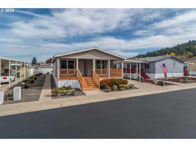 $125,000 | 1000 East Central Avenue, Sutherlin, OR 97479