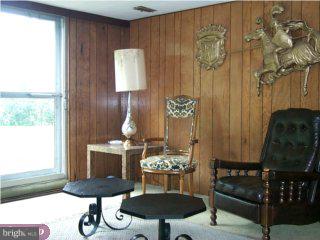 819 Rennard Circle Philadelphia, PA 19116 - Photo 5 of 6 Gallery Image 5