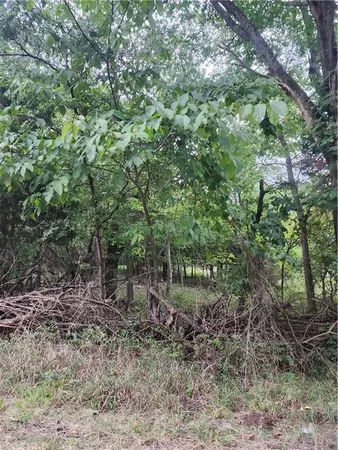 $16,500 | 2-6 Shady Lane, Linn Valley, KS 66040