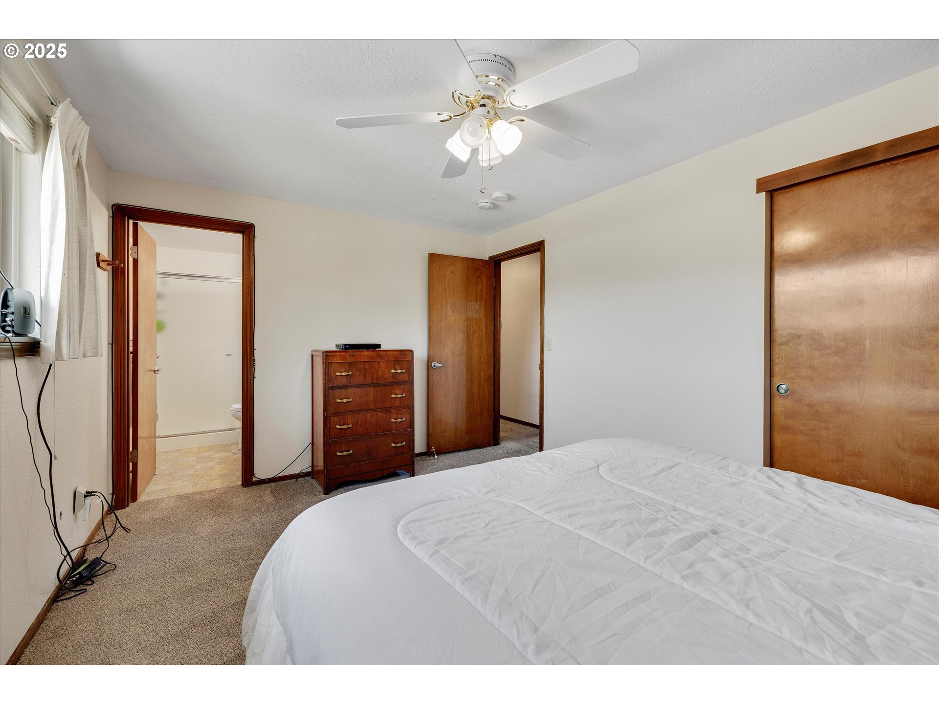 18027 Southeast Emi Street Damascus, OR 97089 - Photo 14 of 48