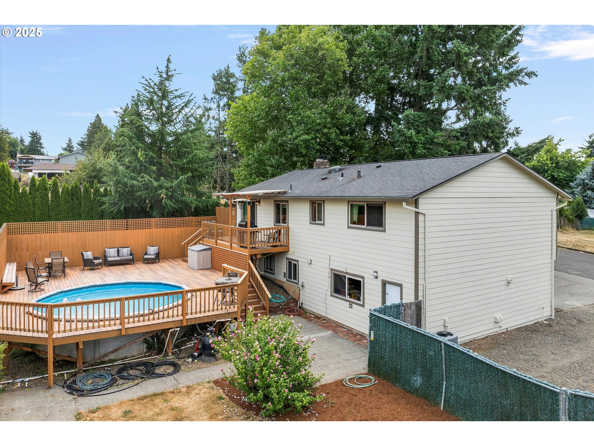 18027 Southeast Emi Street Damascus, OR 97089 - Photo 28 of 48