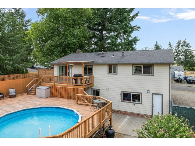 $755,900 | 18027 Southeast Emi Street, Damascus, OR 97089