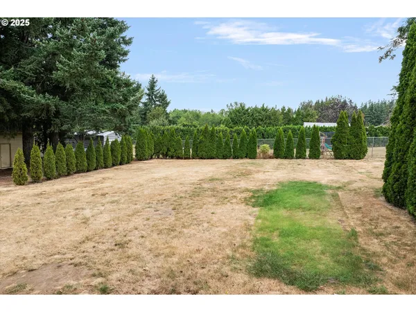 $699,000 | 18027 Southeast Emi Street, Damascus, OR 97089