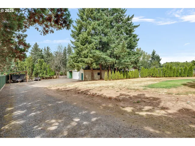 $755,900 | 18027 Southeast Emi Street, Damascus, OR 97089