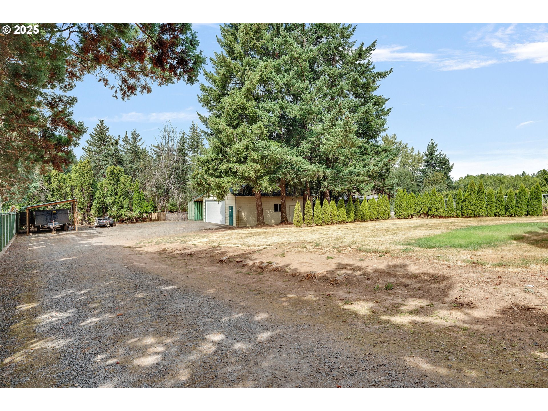 18027 Southeast Emi Street Damascus, OR 97089 - Photo 36 of 48