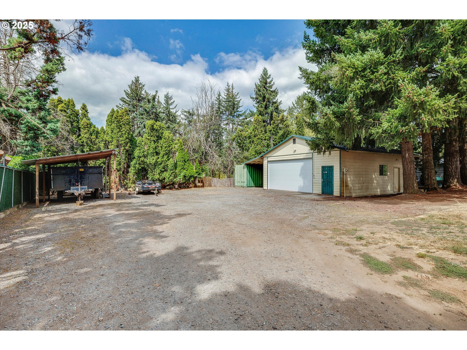 18027 Southeast Emi Street Damascus, OR 97089 - Photo 38 of 48