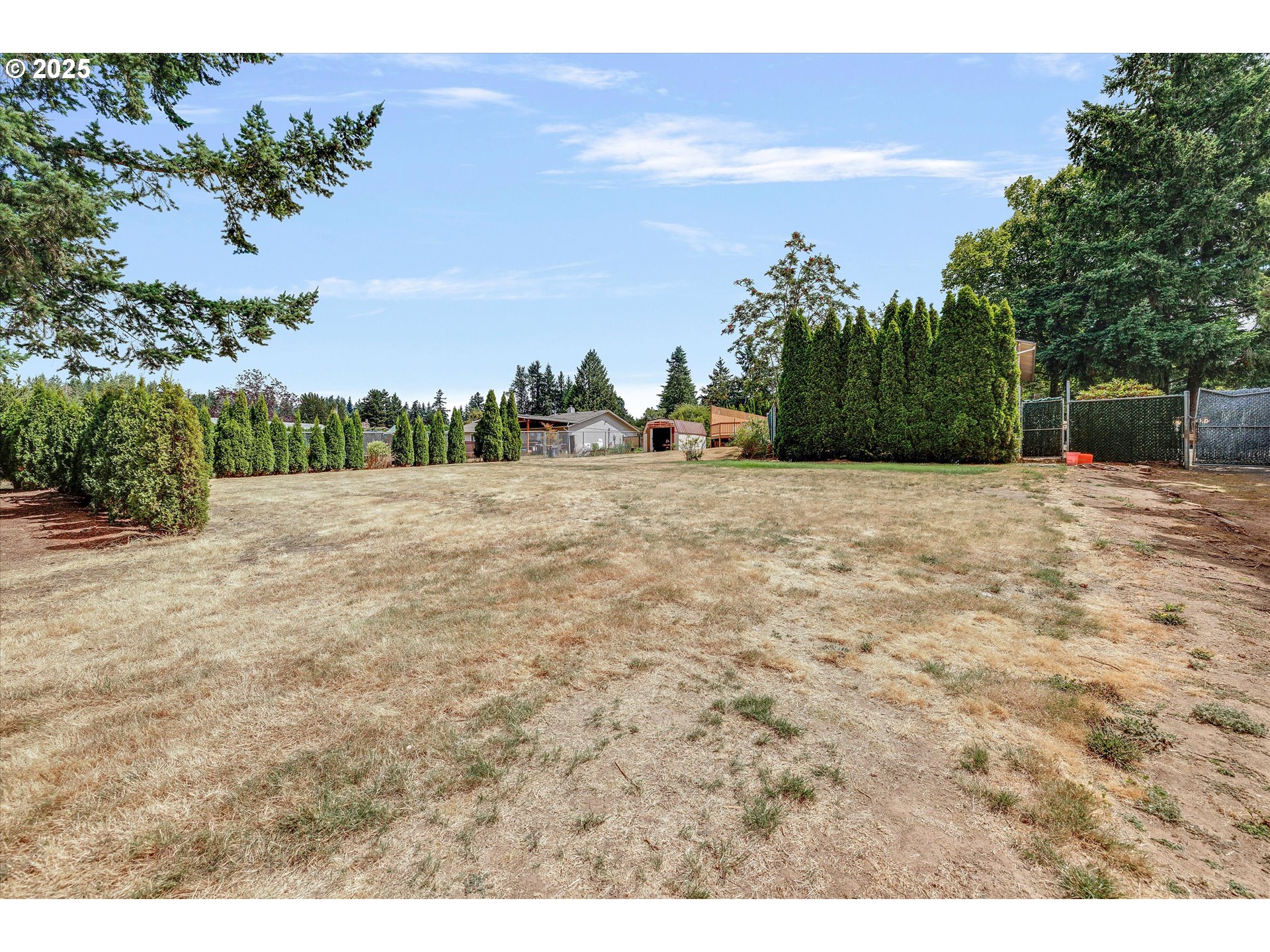 18027 Southeast Emi Street Damascus, OR 97089 - Photo 39 of 48